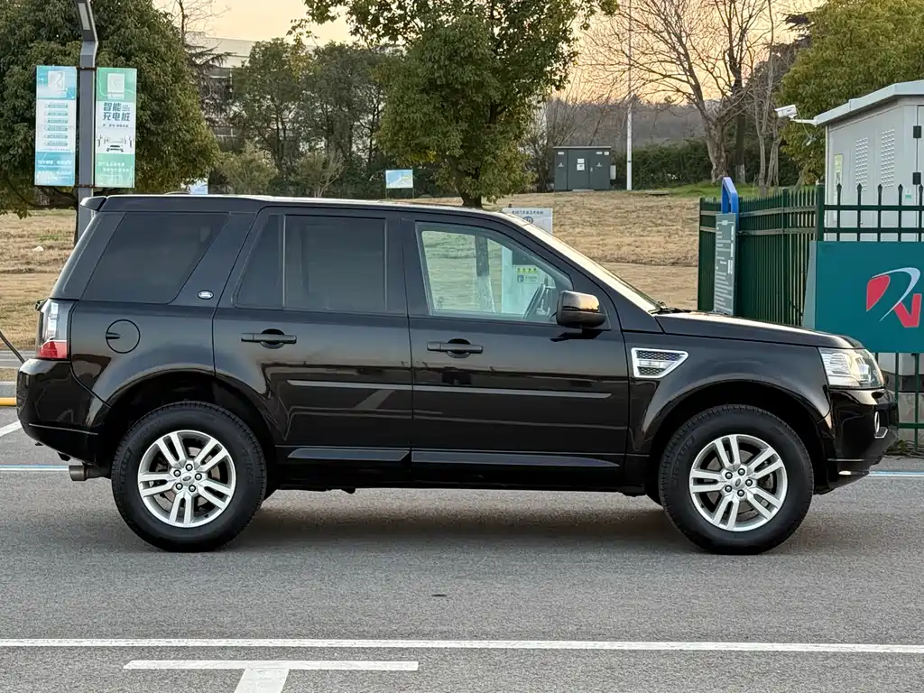 Freelander 2 2.0 T Si4 SE Gasoline