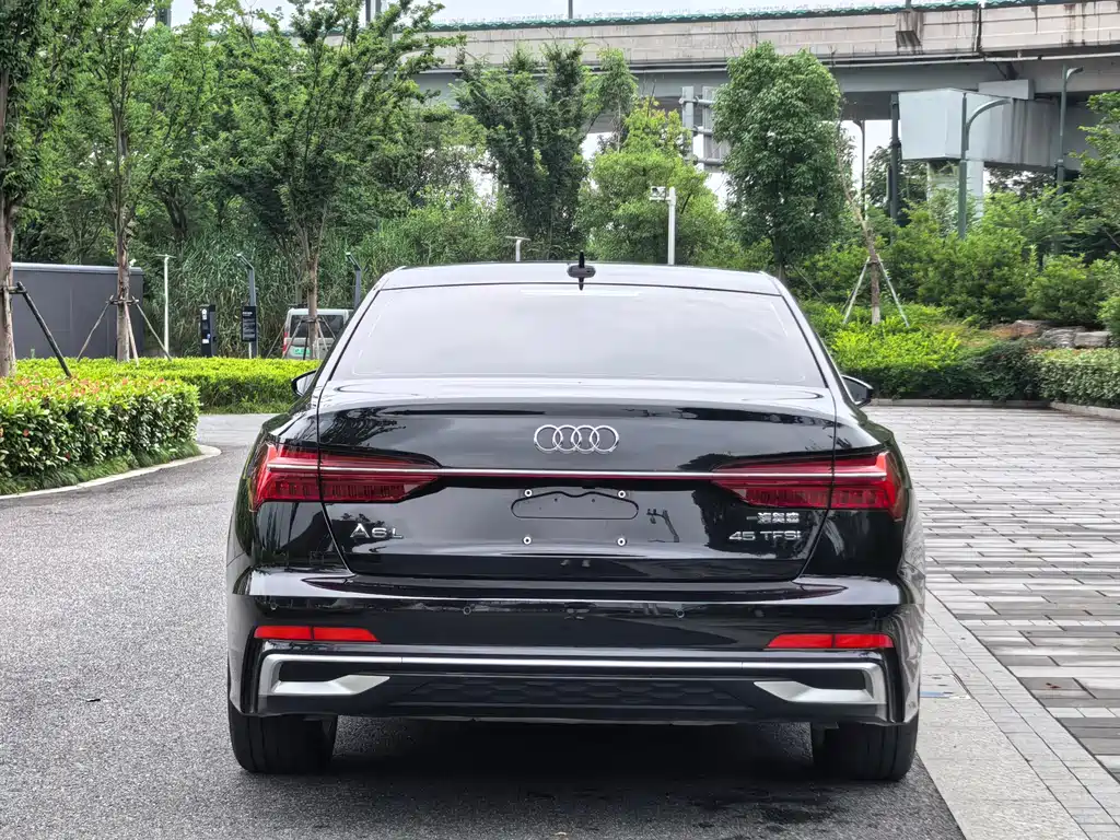 Audi A6 L 45 TFSI Select Dynamic