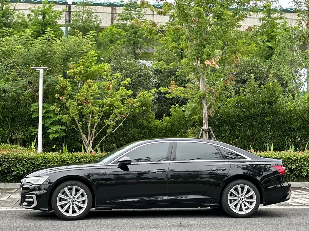 Audi A6 L 45 TFSI Select Dynamic