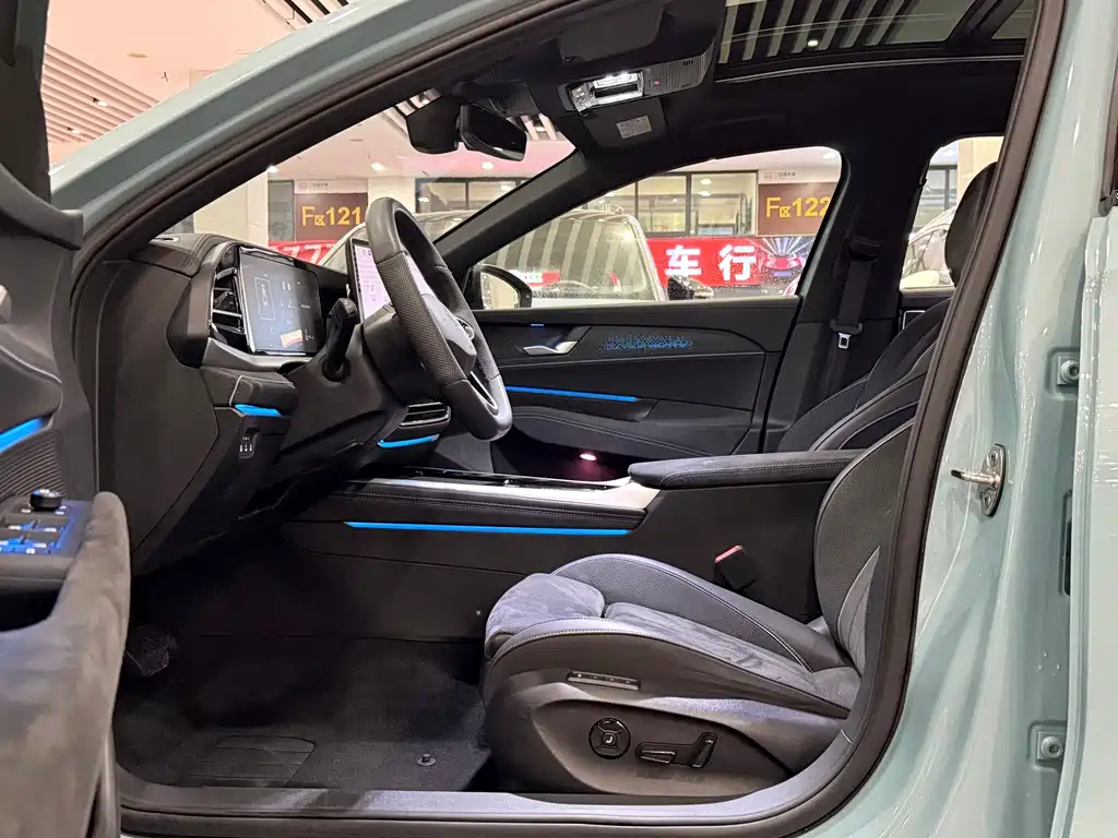 Passat Pro 380 TSI Starry Sky Dragon Supreme