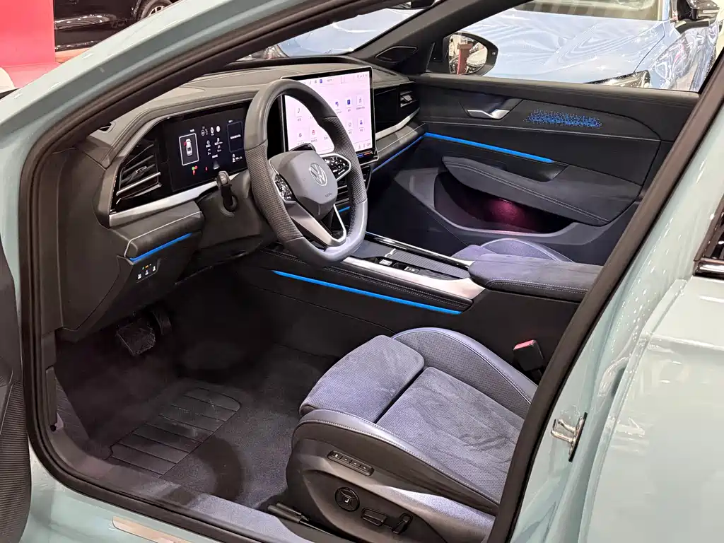 Passat Pro 380 TSI Starry Sky Dragon Supreme