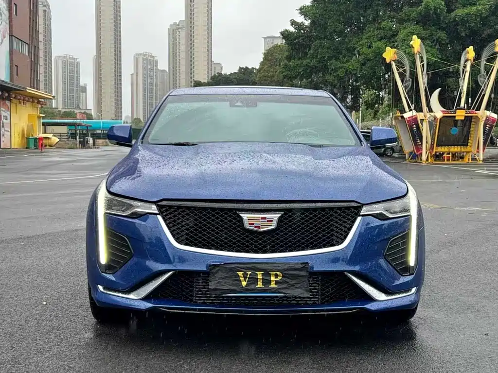 Cadillac CT4 28 T Style