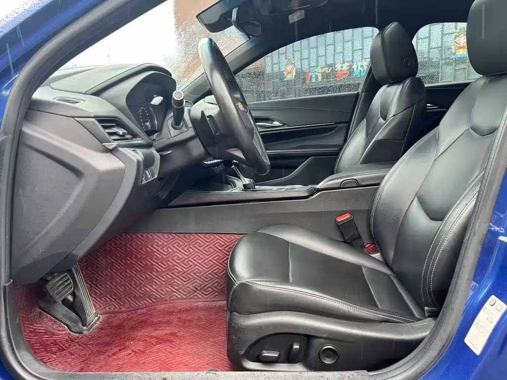 Cadillac CT4 28 T Style