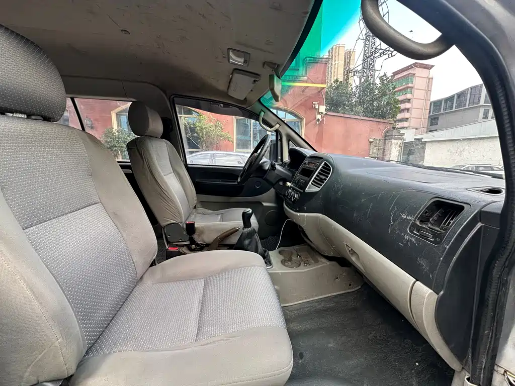 Lingzhi V3 1.5 L 7-seat Standard II