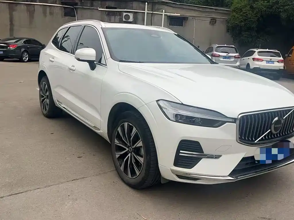 Volvo XC60 B5 4 WD Smart Vision Luxury