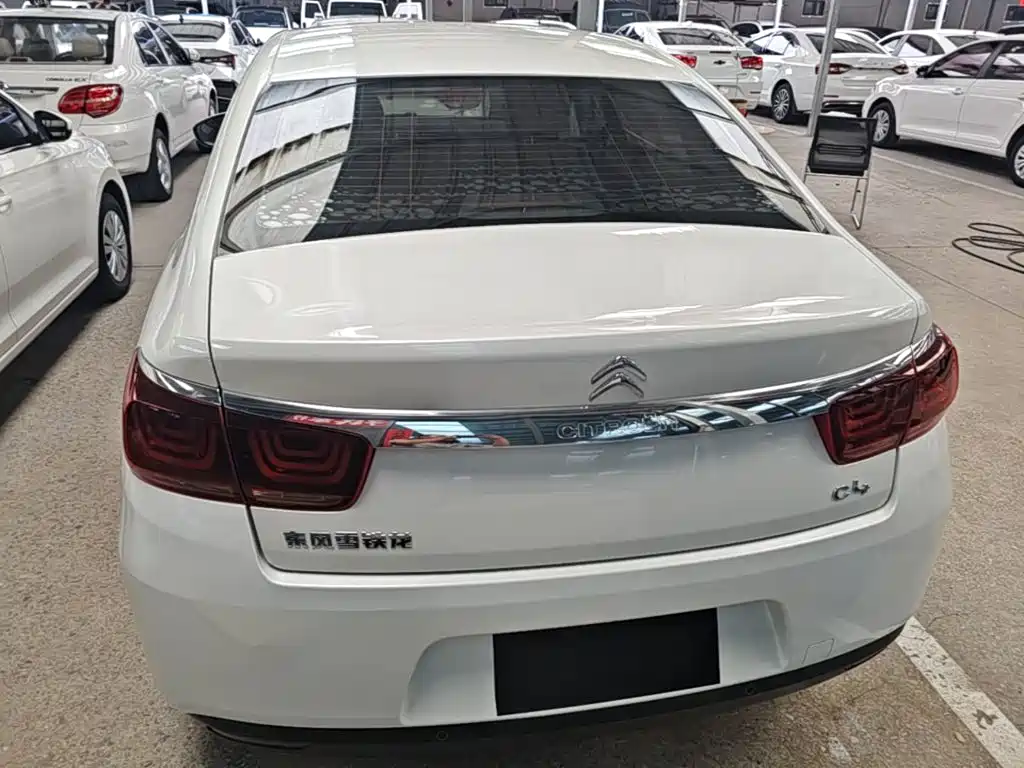 C4 Sega 1.6 L Auto Luxury