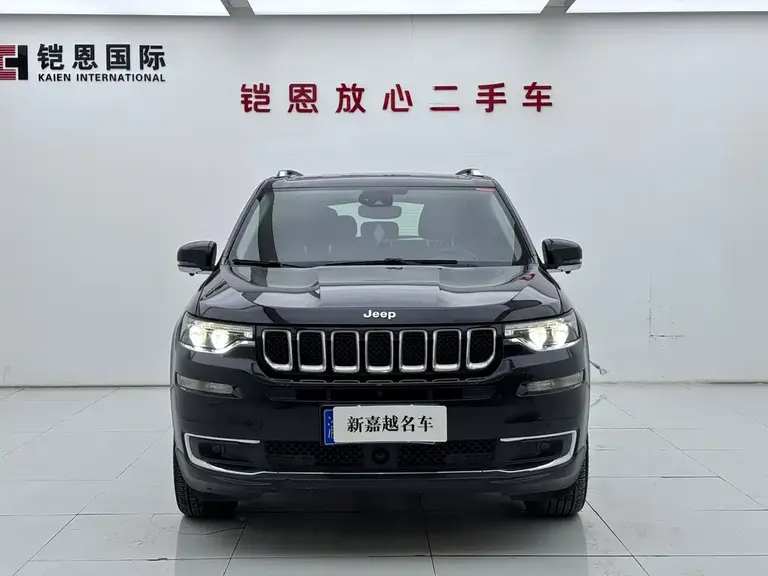 Jeep Grand Commander 2.0 T 4 WD Premium Enjoyment CN-V