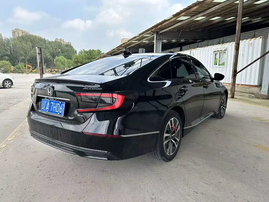 Accord Sharp· Hybrid 2.0 L Sharp Cool