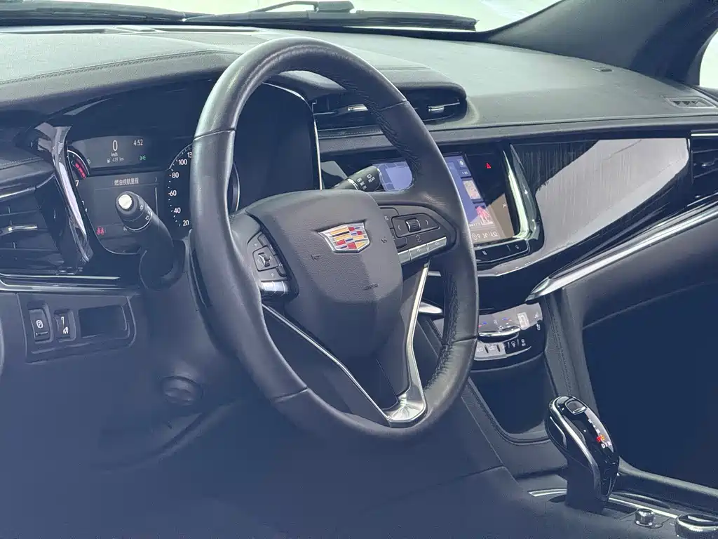Cadillac XT6 28 T 6-seat 4 WD Luxury