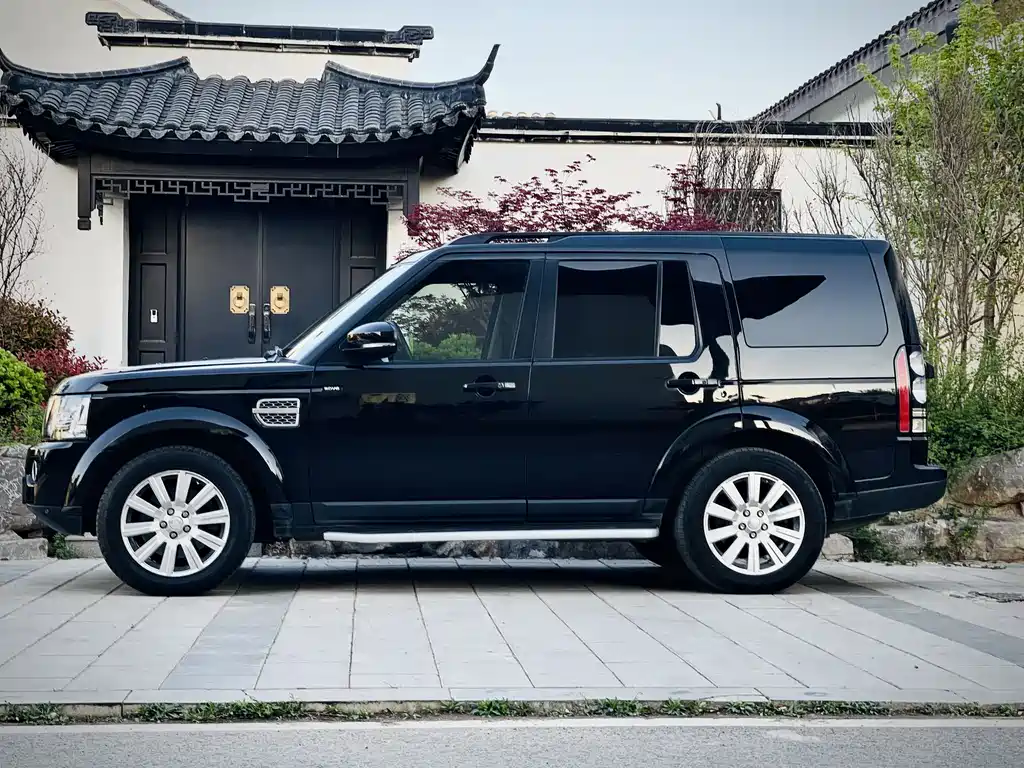 Discovery 3.0 SDV6 HSE Diesel