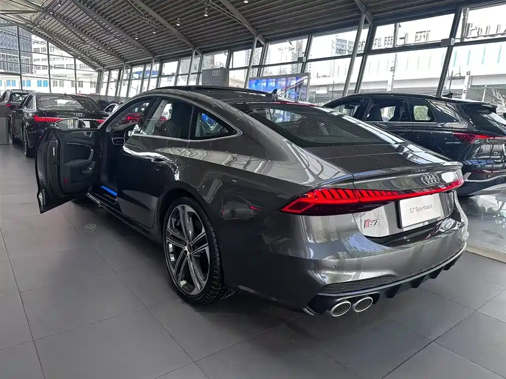 Audi S7 2.9 TFSI quattro