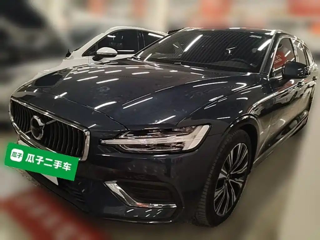 Volvo V60 沃尔沃V60 2023款 B5 智远豪华乐享版