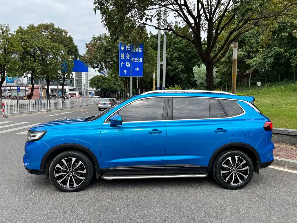 Roewe RX5 MAX 荣威RX5 MAX 2021款 Supreme系列 400 TGI 自动智能座舱尊荣版