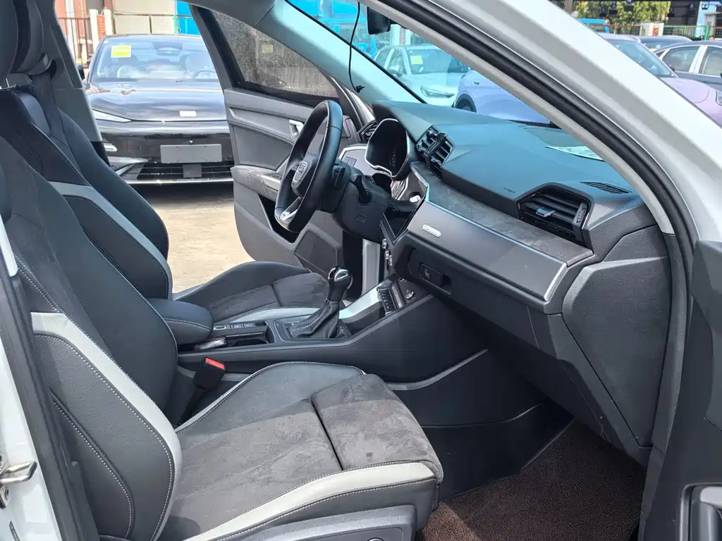 Audi Q3 35 TFSI Fashion Dynamic