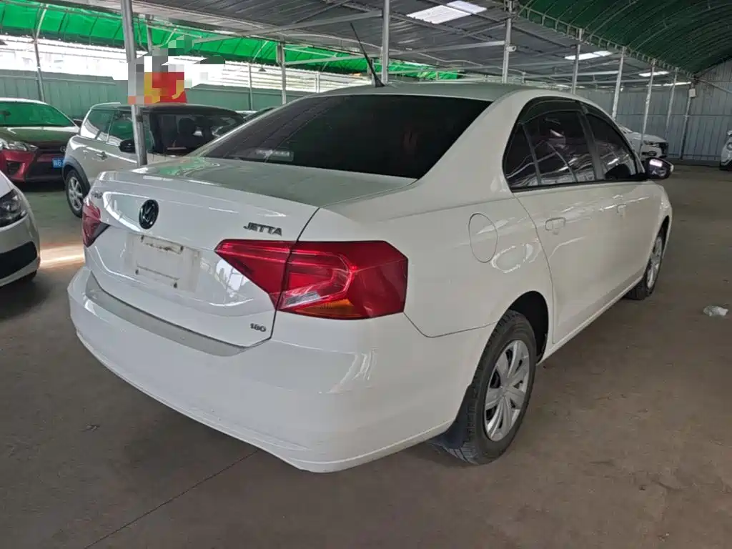 Jetta 1.5 L Manual Fashion