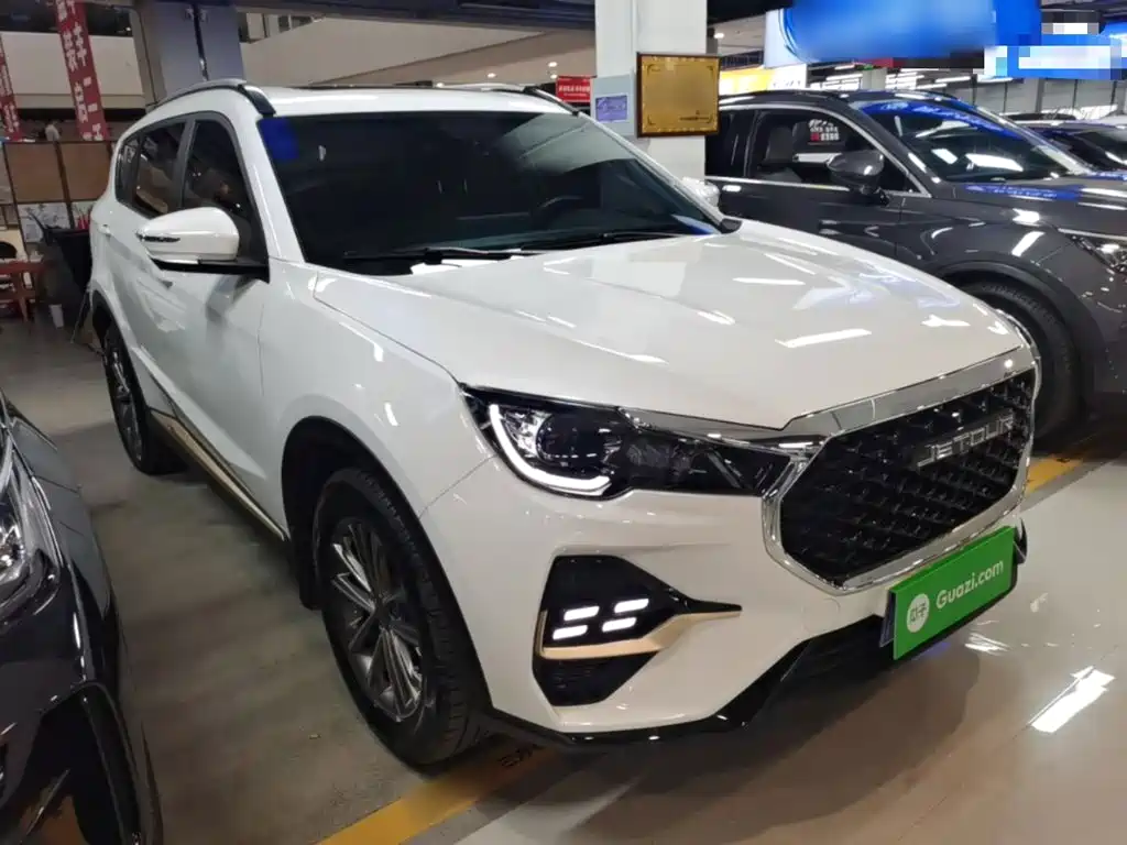 Jetour X70 1.5 T DCT Transcend PRO 7-seat