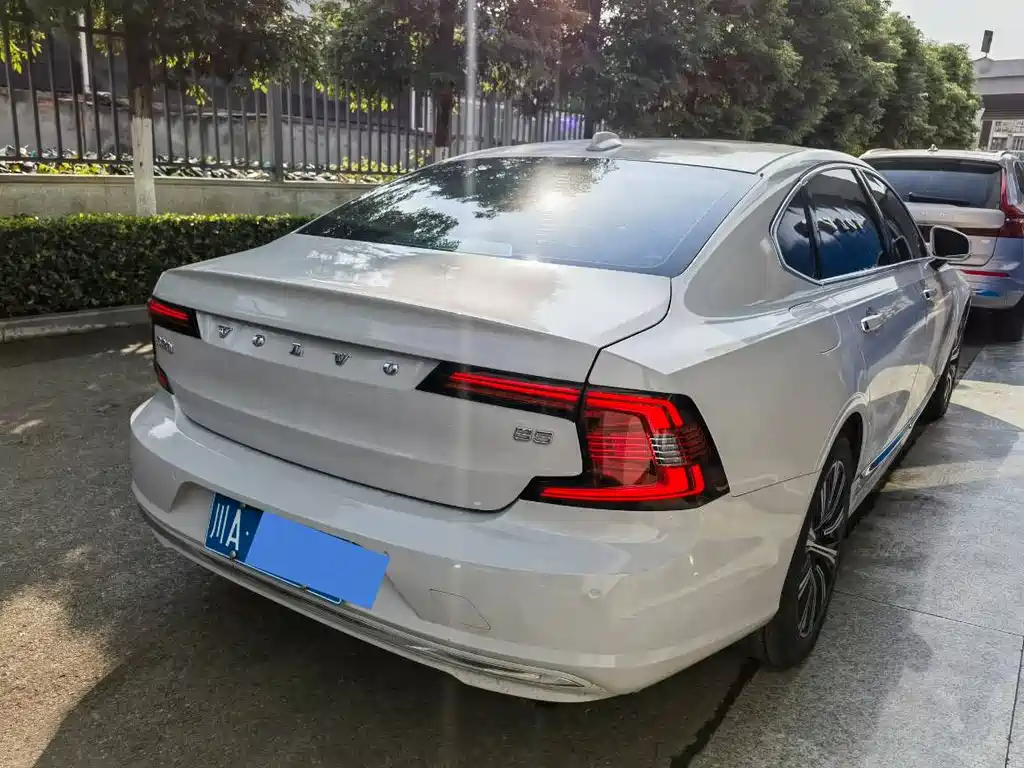 Volvo S90 B5 Smart Vision Luxury