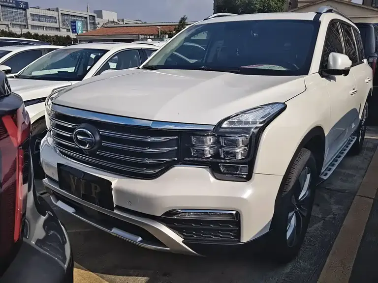 GAC Trumpchi GS8 320 T 2 WD Luxury Connected (7-seat)