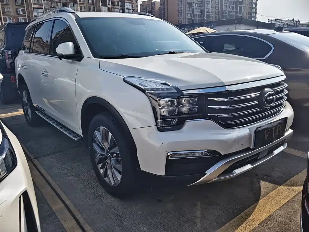 GAC Trumpchi GS8 320 T 2 WD Luxury Connected (7-seat)