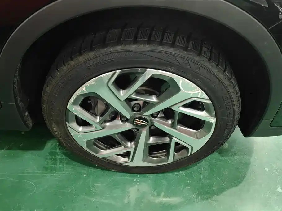 Hongqi HS7 红旗HS7 2022款 2.0 T DCT两驱智联旗畅版 五座