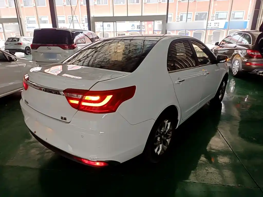 Vision 1.5 L Manual Happy