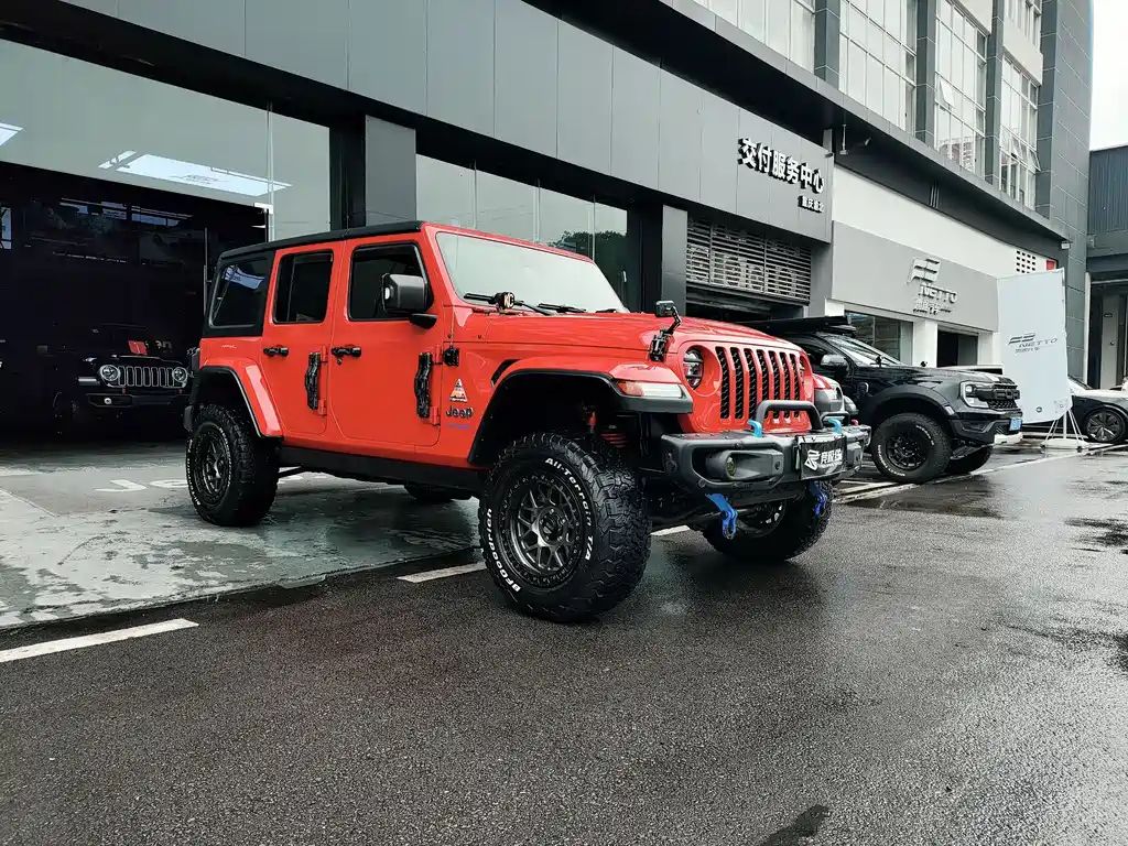 Wrangler NEV 4-door 2.0 T 4 xe Sahara