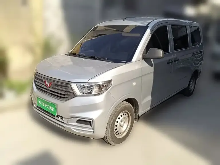 Wuling Hongguang V 五菱宏光V 2019款 1.5 L基本型国VI LAR