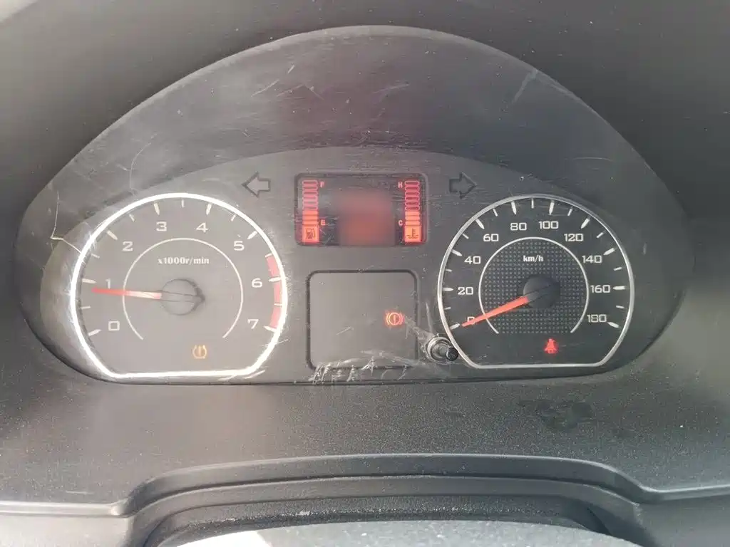 Wuling Hongguang V 五菱宏光V 2019款 1.5 L基本型国VI LAR