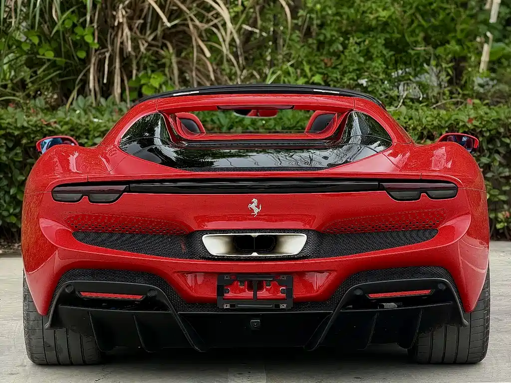 Ferrari 296 3.0 T V6 GTS