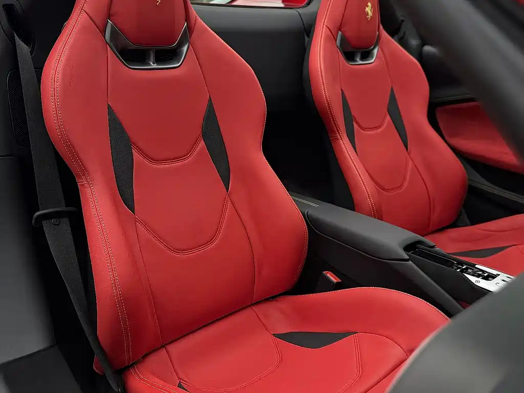 Ferrari 296 3.0 T V6 GTS