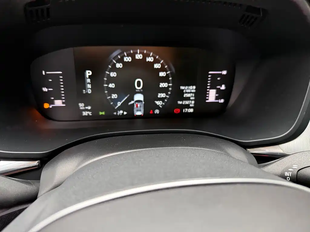 Volvo XC60 T5 4 WD Smart Ease CN-V