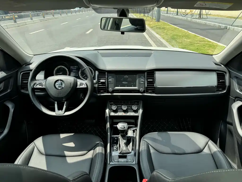 Kodiaq TSI330 5-seat 2 WD Luxury