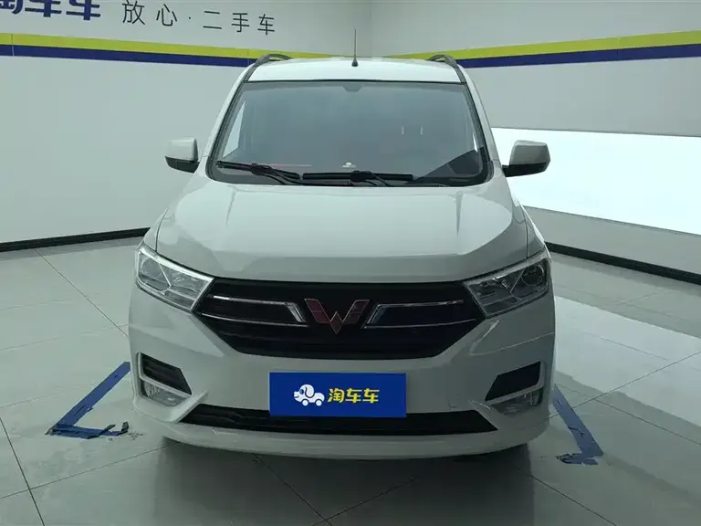 Wuling Hongguang Facelift 1.5 L S Comfort Electric Assist LAR