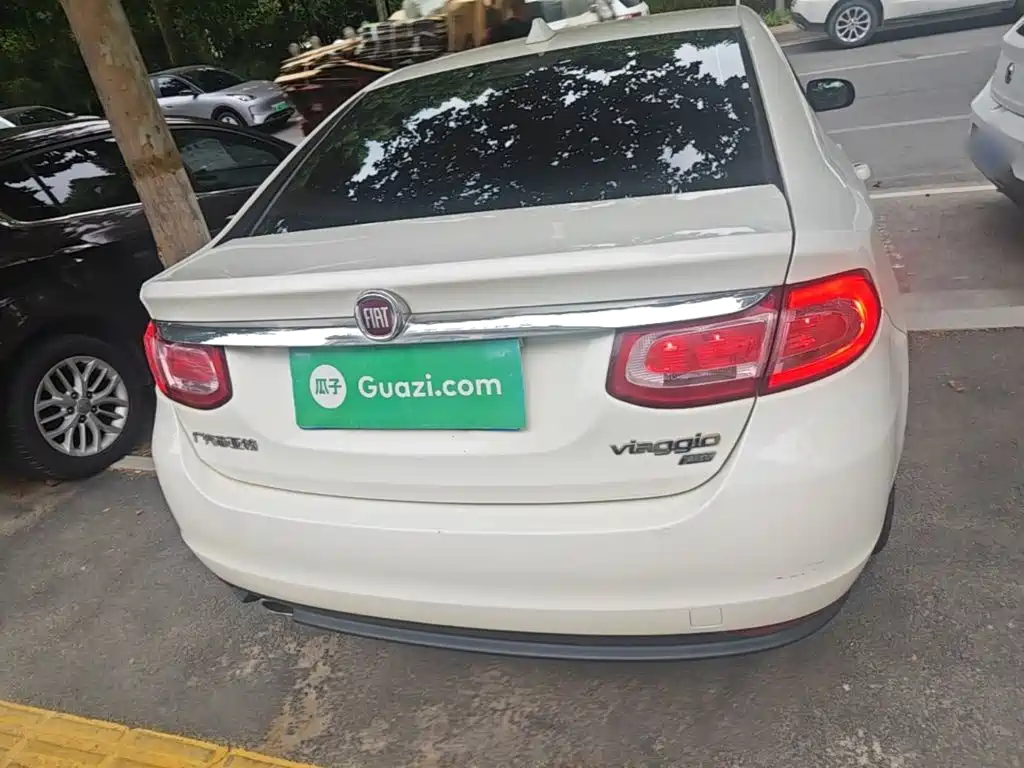 Viaggio 1.4 T Manual Joy