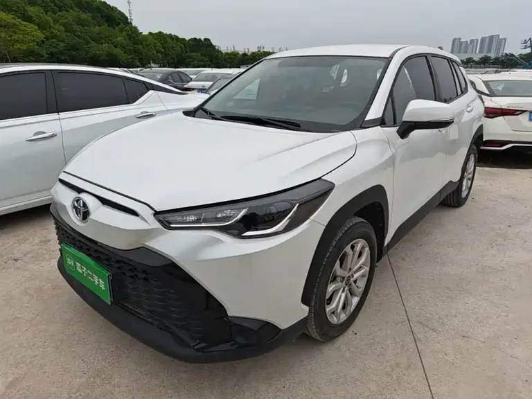Toyota Frontlander 2.0 L CVT Elite plus