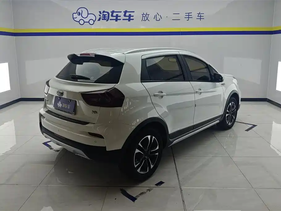 Vision X3 远景X3 2019款 升级版 1.5 L 手动精英型