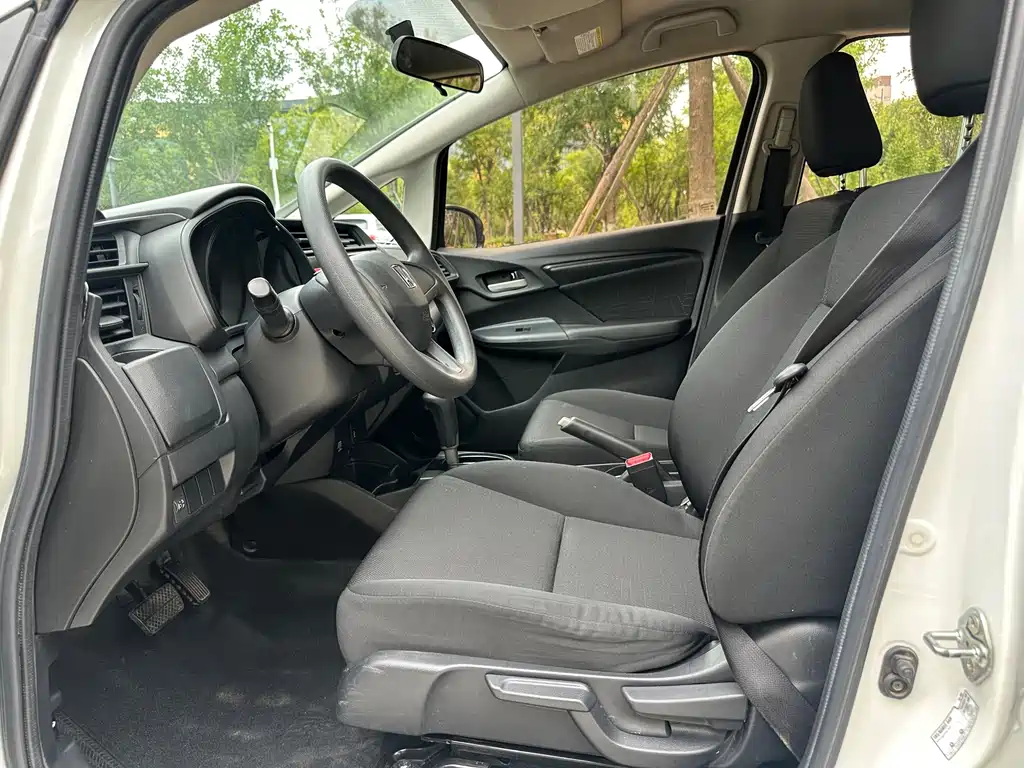 Fit 1.5 L LX CVT Comfort