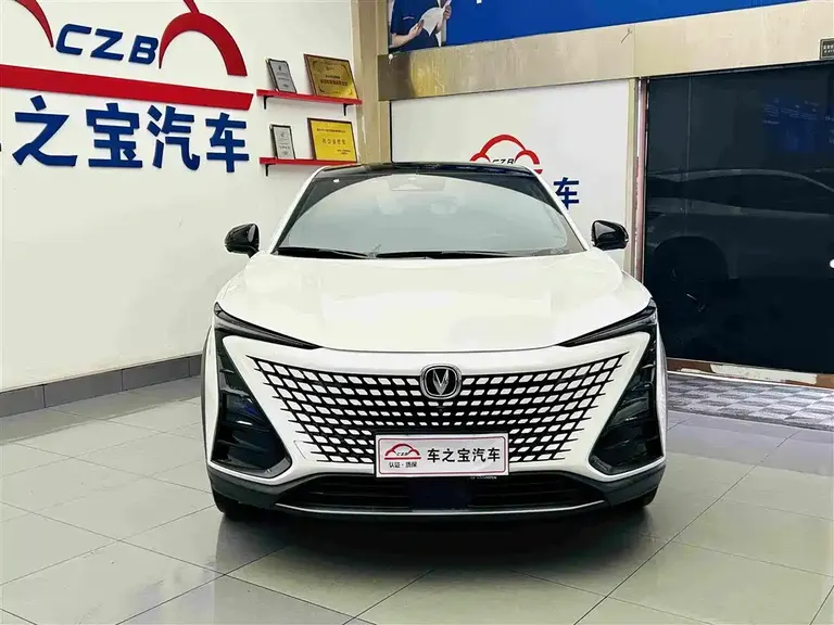 Changan UNI-T 1.5 T Distinguished