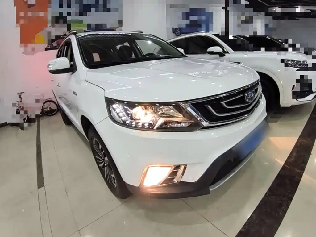 Vision X6 1.3 T CVT Luxury