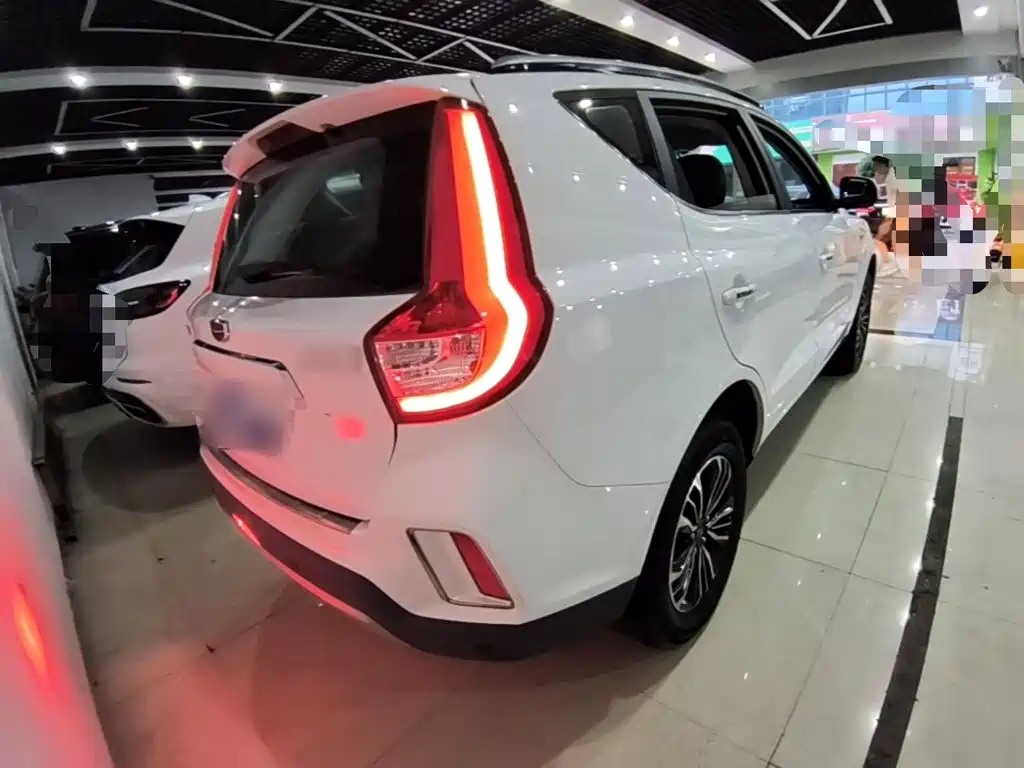 Vision X6 1.3 T CVT Luxury