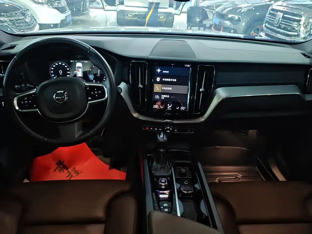 Volvo XC60 T5 4 WD Smart Vision Luxury