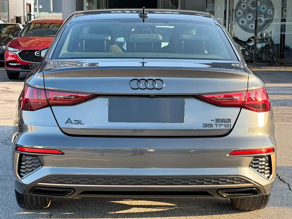 Audi A3 A3 L Limousine 35 TFSI Luxury Sport