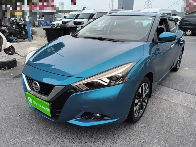 Nissan Lannia 1.6 L CVT Smart Cool