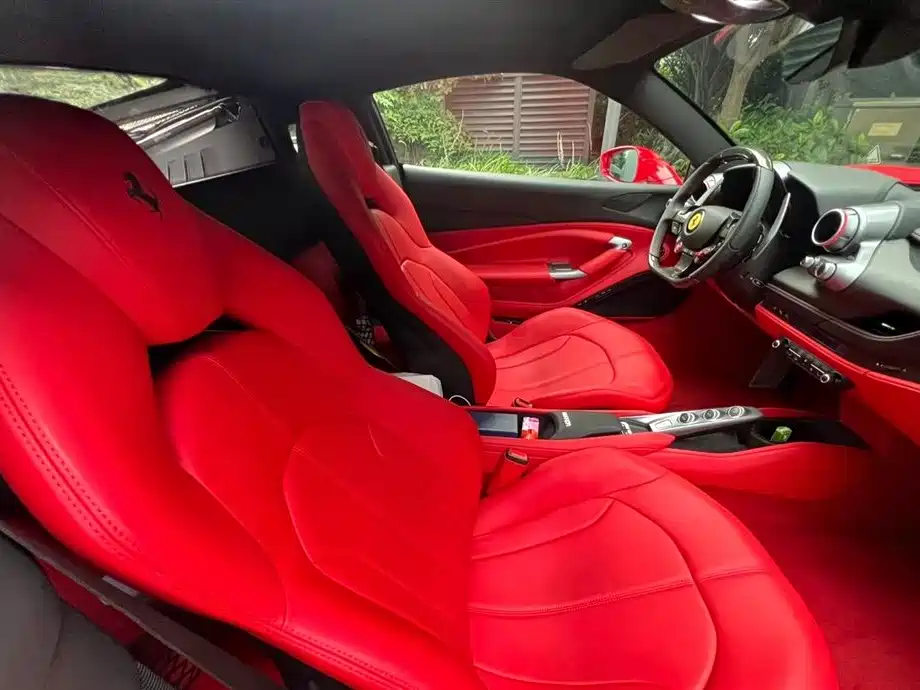 Ferrari F8 Tributo 3.9 T V8