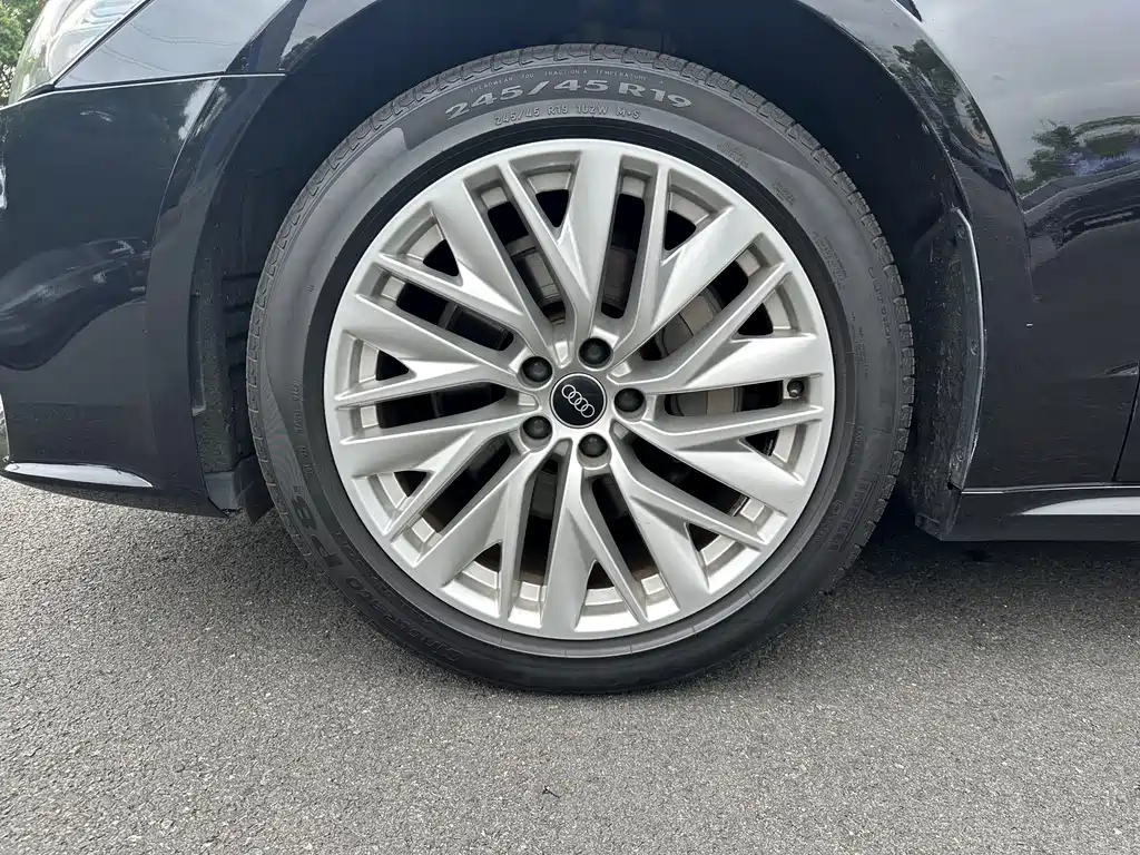 Audi A7 L 45 TFSI S-line Build Dream Crystal Flow Package