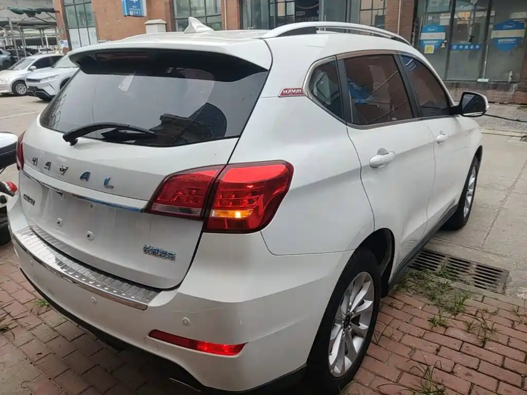 Haval H2 Red Label 1.5 T DCT 2 WD Elite