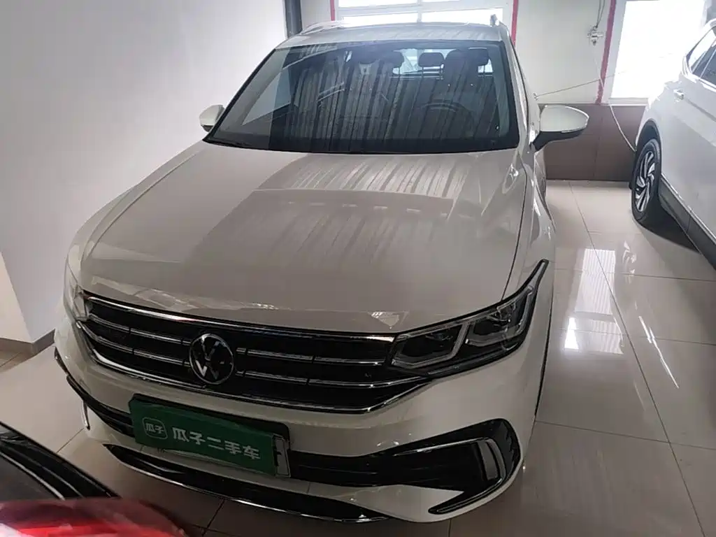 Tiguan L NEV 途观L插电混动 2023款 430 PHEV 插电混动旗舰版