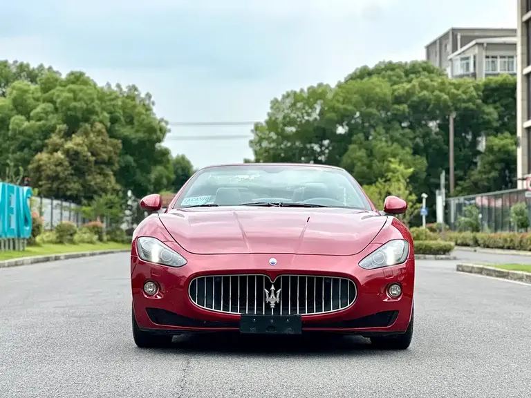 Maserati GranCabrio 4.7 L Sport