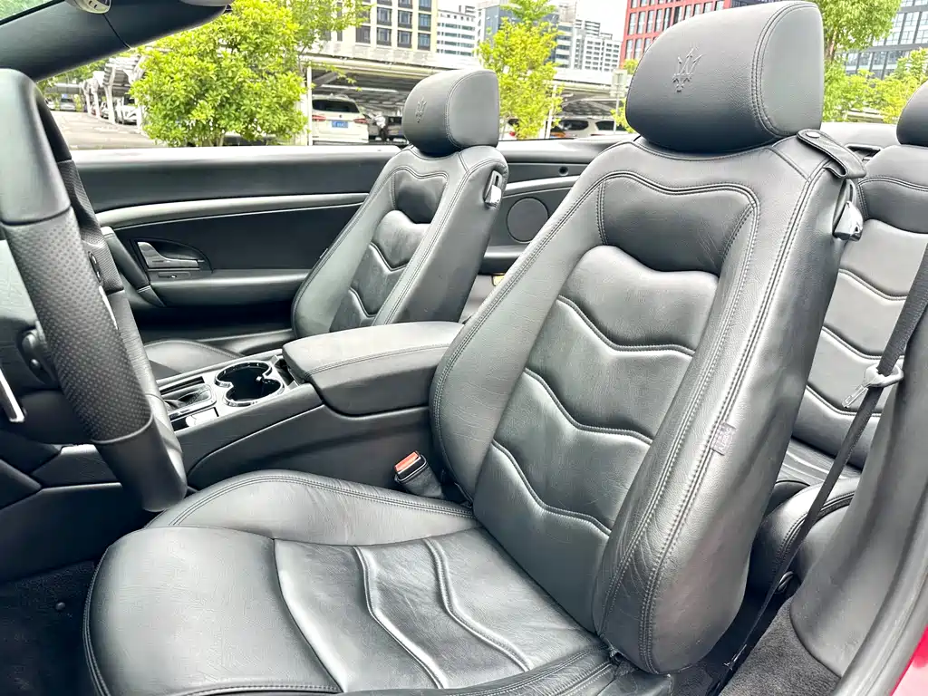 GranCabrio 4.7 L Sport