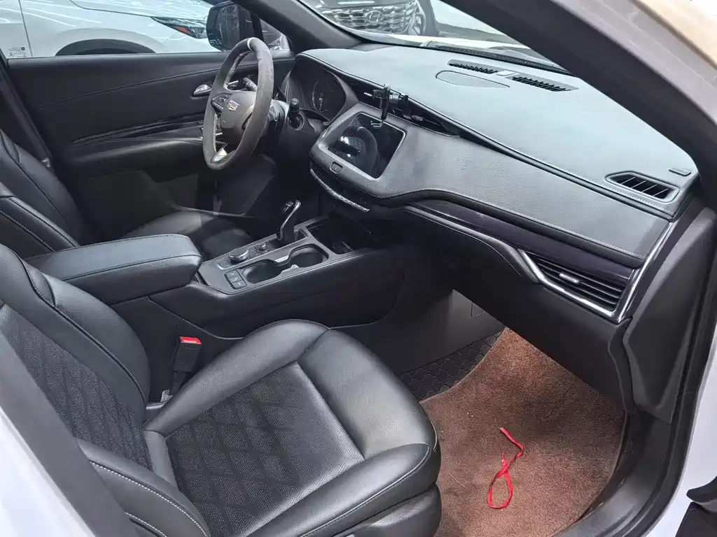 Cadillac XT4 28 T 2 WD Style